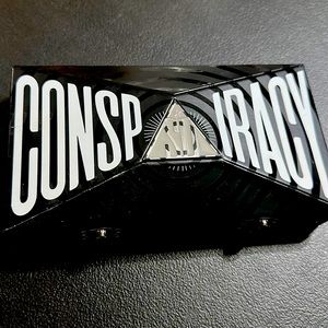 Conspiracy Pallete